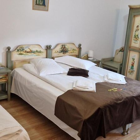 Prolex Turism Srl Hotel บราน ภายนอก รูปภาพ